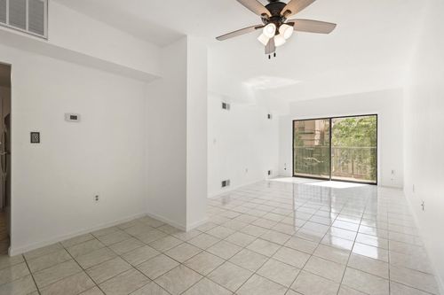 204-318 38th St, Union City, NJ, 07087-4885 | Card Image