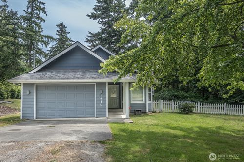 3510 Appian Way, Oak Harbor, WA, 98277-7851 | Card Image