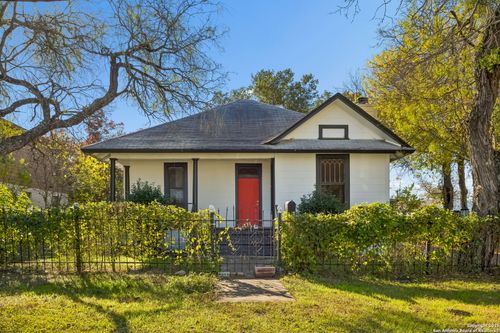 218 Coleman St, San Antonio, TX, 78208-1718 | Card Image