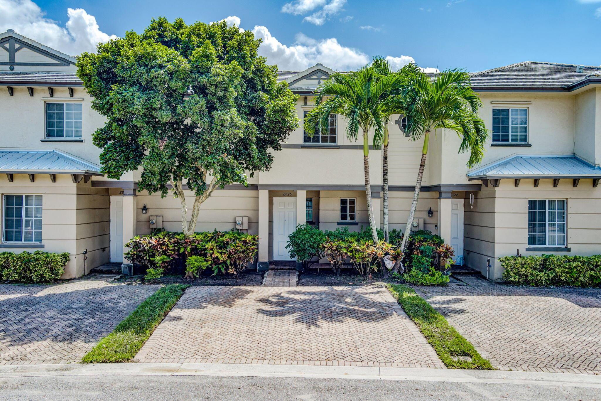 Island Dr, Riviera Beach, FL 33404