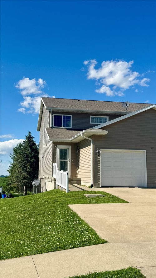 1-410 W W Main Street, Urbana, IA, 52345 | Card Image