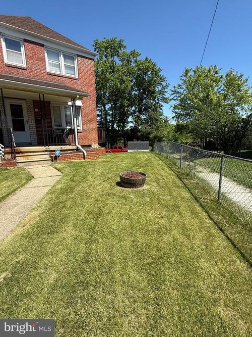2235 Hawthorne Rd, BALTIMORE, MD, 21220-4811 | Card Image