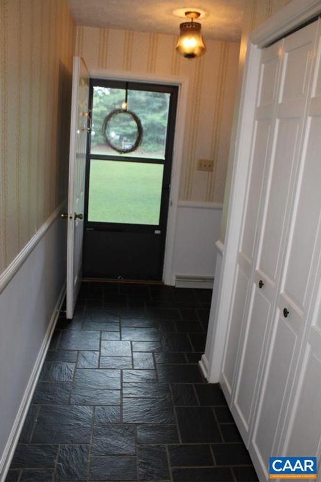 226 Fanny White Rd, House other with 3 bedrooms, 2 bathrooms and null parking in BUCKINGHAM VA | Image 4