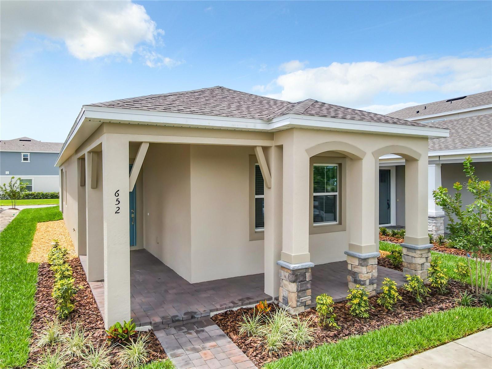 Residential Lease in DEBARY 2
