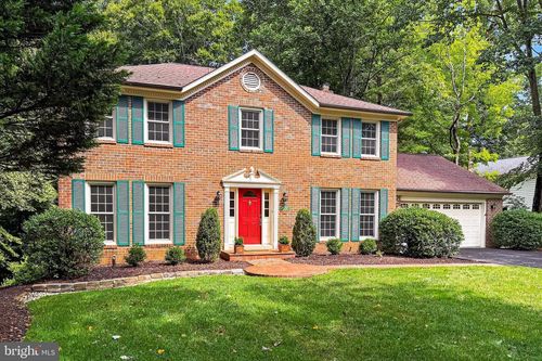 11838 Clara Way, Fairfax Station, VA, 22039-1101 | Card Image