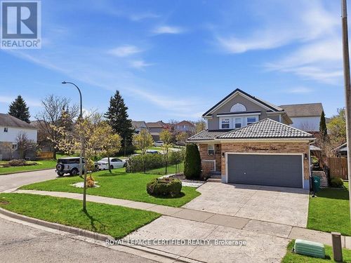 209 Briarmeadow Dr, Kitchener, ON, N2A4C5 | Card Image