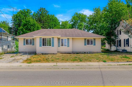 {{alt}} | Card Image