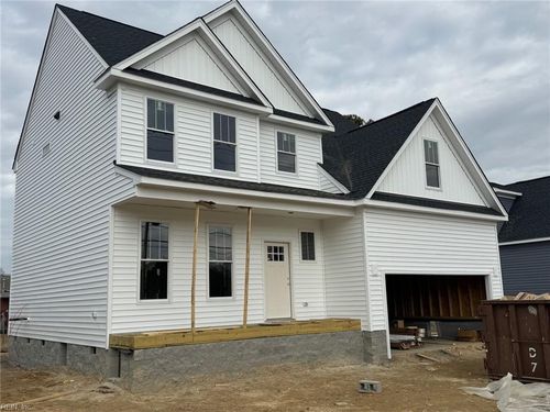 727 Willow Dr, Newport News, VA, 23605-1035 | Card Image