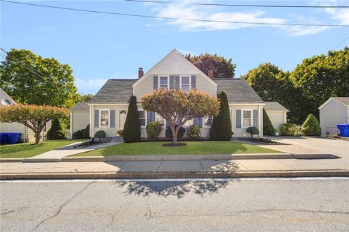 95 Providence St, West Warwick, RI, 02893-2503 | Card Image
