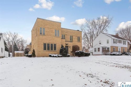 551 Agnes St, Owatonna, MN, 55060-3029 | Card Image