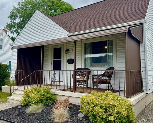 31 Freda Ave, Cheektowaga, NY, 14225-4505 | Card Image
