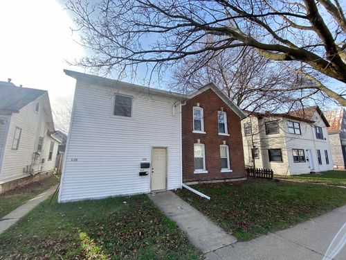 1124 West Ave S, La Crosse, WI, 54601-5540 | Card Image