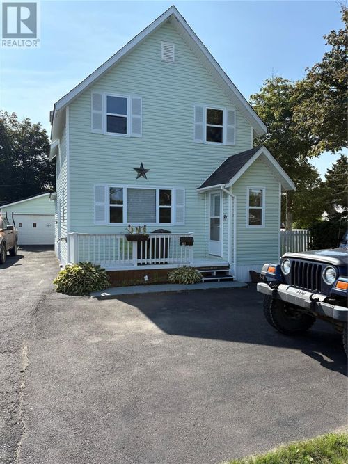 34 Circular Rd, Grand Falls Windsor, NL, A2A1B1 | Card Image