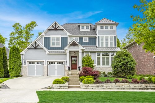 6734 W Stonegate Dr, Zionsville, IN, 46077-8555 | Card Image