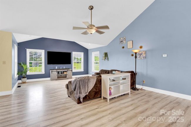Great Room | Image 12