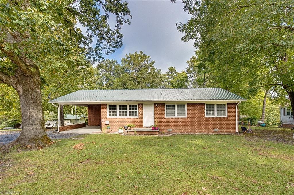 Emmanuel Church Rd, Asheboro, NC 27205