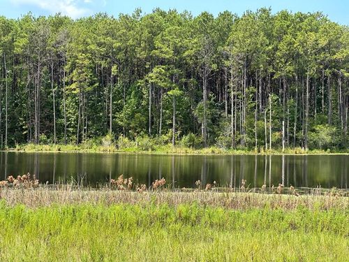 186 New Arbor Rd W, Poplarville, MS, 39470-6388 | Card Image