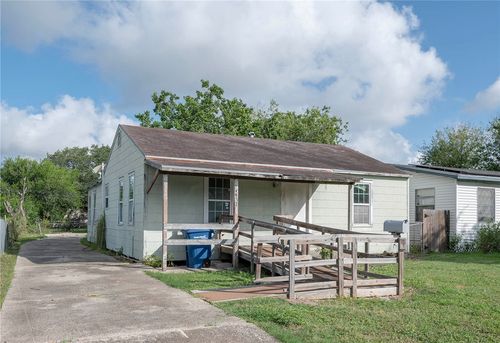 4937 Cosner Dr, Corpus Christi, TX, 78415-2813 | Card Image