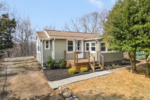 23 Harriet Way, Landing, NJ, 07850-1803 | Card Image