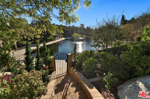 4724 Park Jacaranda, Calabasas, CA, 91302-1722 | Card Image