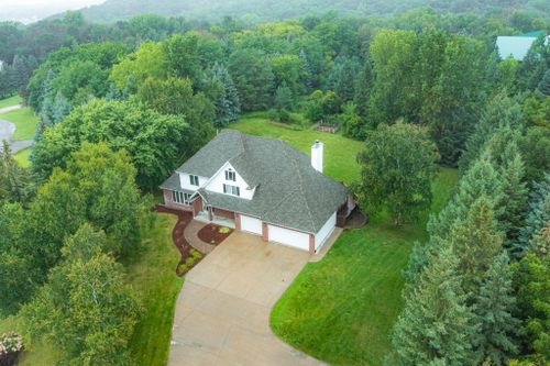 39 Oakridge Drive, Newport, MN, 55055 | Card Image