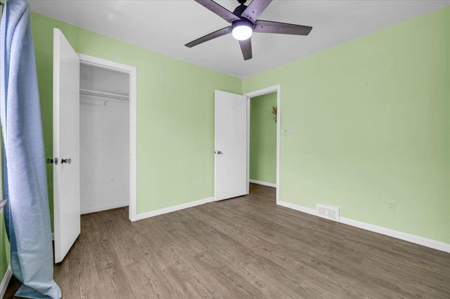 All 3 have ceiling fans | Image 15