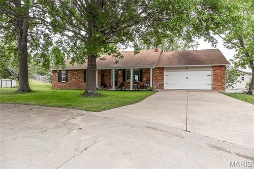 1006 Dearmore Ct, Cape Girardeau, MO, 63701-2465 | Card Image