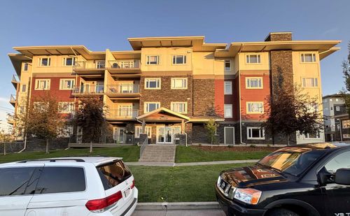 212-11 Millrise Dr Sw, Calgary, AB, T2Y0K7 | Card Image