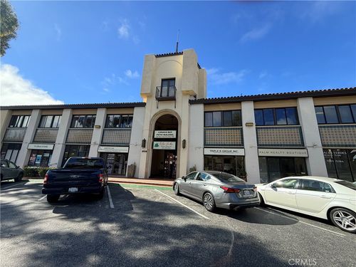 2325 Palos Verdes Dr W, Palos Verdes Estates, CA, 90274-2751 | Card Image