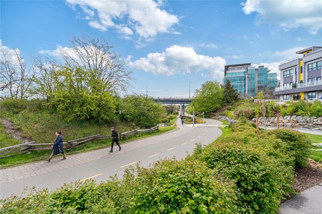 109 - 757 Tyee Rd, Condo with 2 bedrooms, 2 bathrooms and 2 parking in Victoria BC | Image 34
