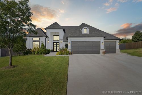 14300 E 94th St N, Owasso, OK, 74055-4683 | Card Image