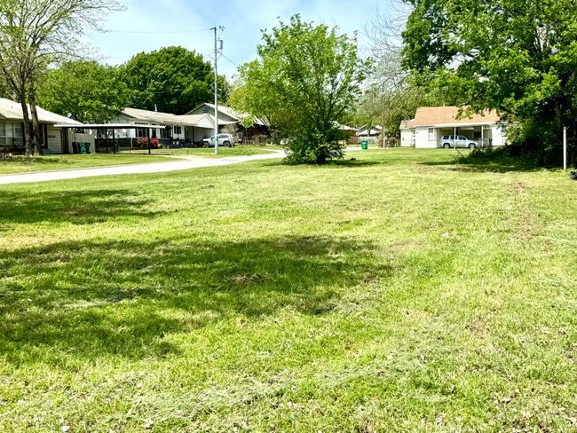 900 N Mason St, Home with 0 bedrooms, 0 bathrooms and null parking in Bowie TX | Image 7
