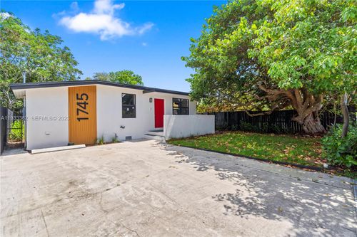 1745 Nw 151st St, Miami Gardens, FL, 33054-2828 | Card Image