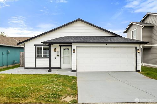 4327 150th St Ne, Marysville, WA, 98271-8972 | Card Image