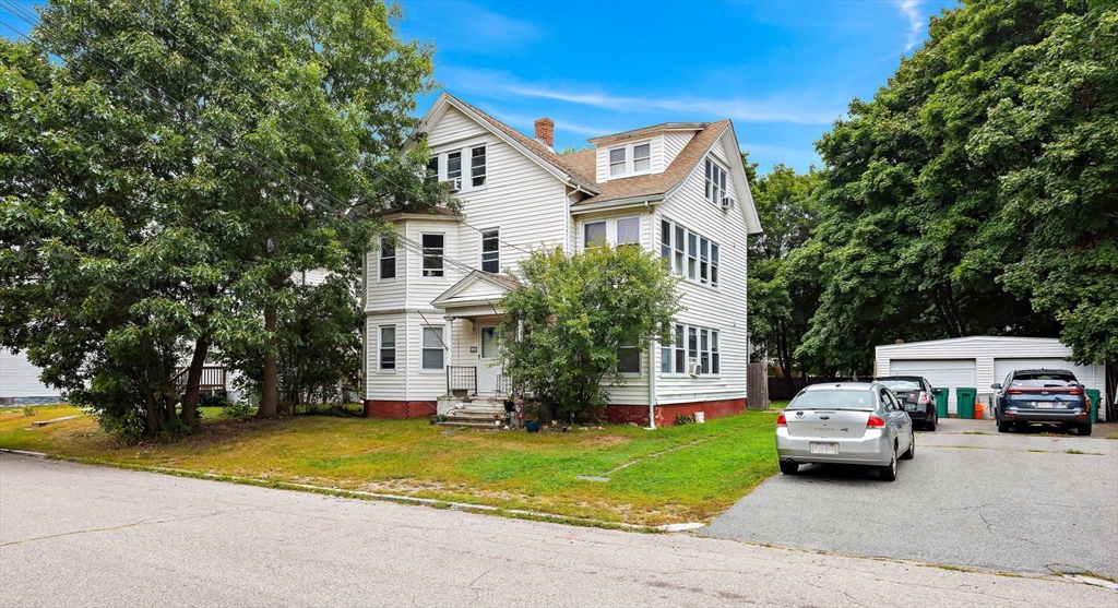 Hebron Ave, Attleboro, MA 02703