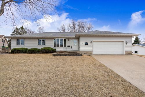 105 Meadow Ln, Janesville, MN, 56048-9365 | Card Image