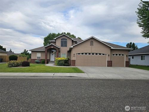 1240 Vintage Ave, Richland, WA, 99352-7755 | Card Image