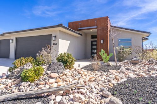 3158 E Fuchsia Dr, St George, UT, 84790-1892 | Card Image