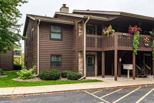 1351 Lauderdale Place, Onalaska, WI, 54650 | Card Image