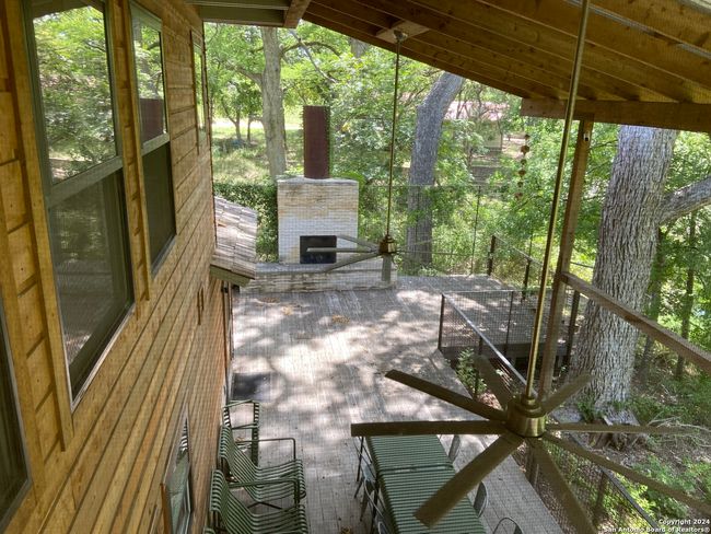 412 Lebouf Rd, House other with 3 bedrooms, 3 bathrooms and null parking in Utopia TX | Image 12