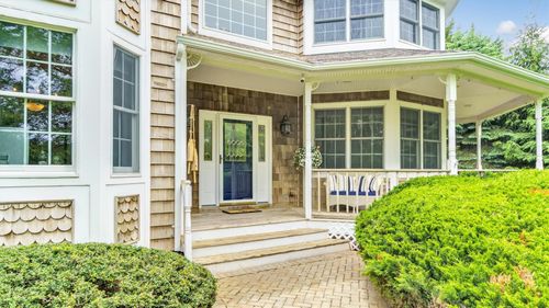 1260 Water Ter, Southold, NY, 11971-4952 | Card Image