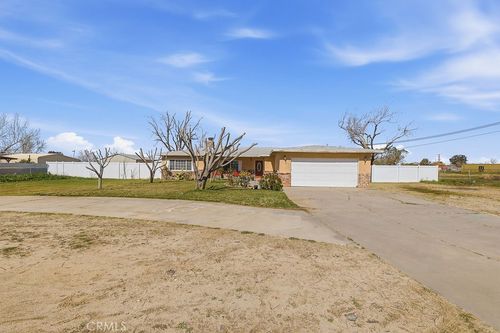 10231 E Avenue R2, Littlerock, CA, 93543-1305 | Card Image