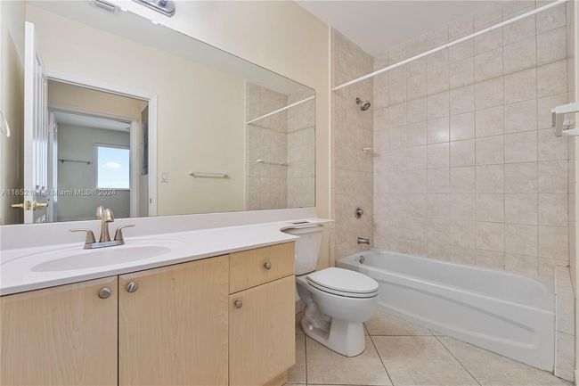 APT-612 - 2280 Sw 32 Nd Ave, Condo with 2 bedrooms, 2 bathrooms and null parking in Miami FL | Image 14
