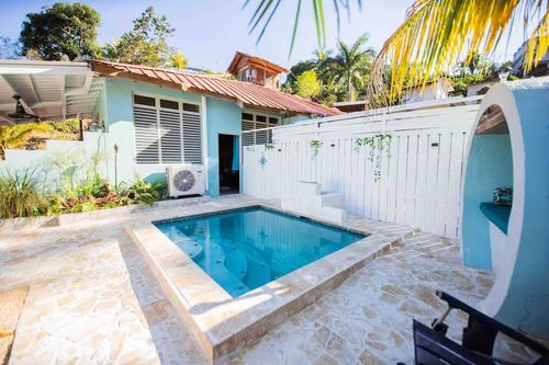 B.O Cruces Rincon, Rincon, PR, 00677 | Card Image