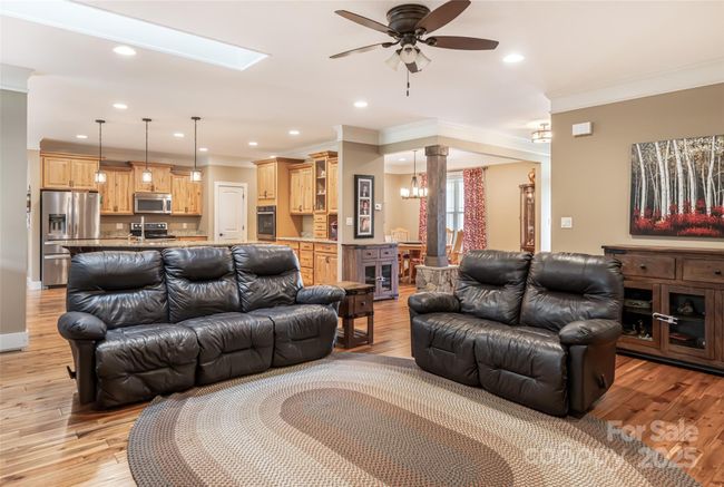 70 King Heights Dr, House other with 4 bedrooms, 4 bathrooms and null parking in Fletcher NC | Image 24
