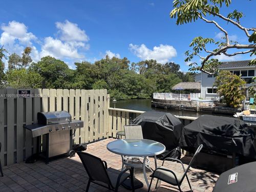 306-1400 Ne 54th St, Fort Lauderdale, FL, 33334-4923 | Card Image