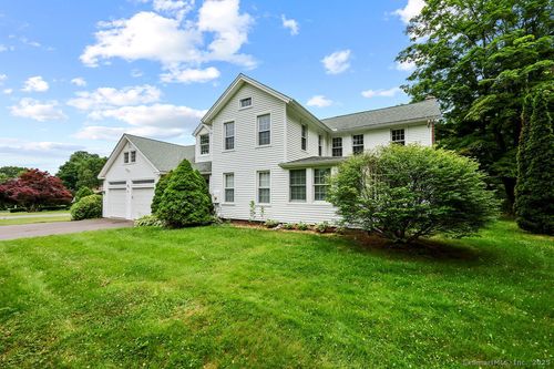 88 Powder Hill Rd, Middlefield, CT, 06455-1118 | Card Image