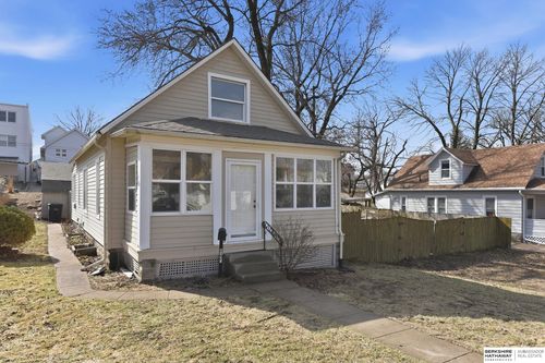 6331 Binney St, Omaha, NE, 68104-3347 | Card Image