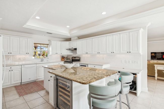 531 N Spoonbill Dr, House other with 3 bedrooms, 4 bathrooms and null parking in SARASOTA FL | Image 14