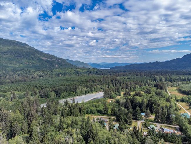 1301 Sayward Rd, House other with 5 bedrooms, 3 bathrooms and 6 parking in Sayward BC | Image 84